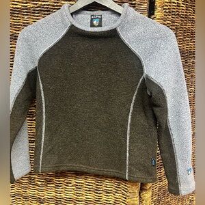 KUHL Youth Crewneck Sweater - Charcoal and Heather Gray- Medium‎